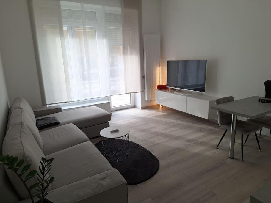 Kleines City Apartment Швайнфурт Екстериор снимка